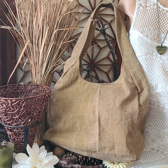 MONA B LARGE STUDS AND RIBBON MULTI HANDBAG - Picture 8 of 16